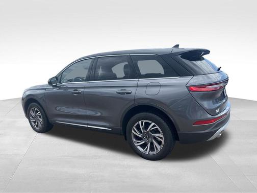 Asher Gray Metallic Clearcoat 2023 Lincoln Corsair Standard