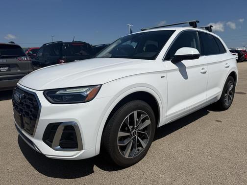 2023 Audi Q5 45 S line Premium Plus