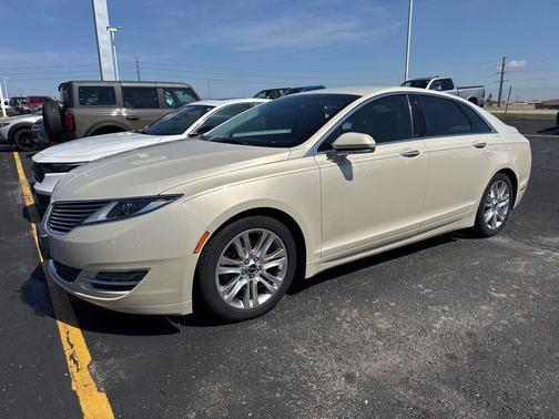 Platinum 2016 Lincoln MKZ Base