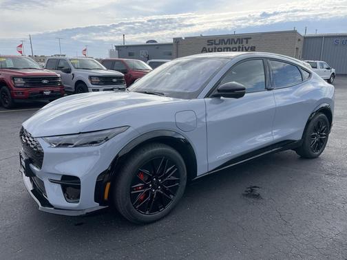 2025 Ford Mustang Mach-E Premium