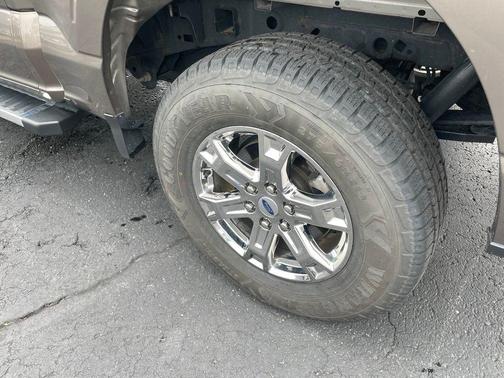 Stone Gray Metallic 2023 Ford F-150 Lariat
