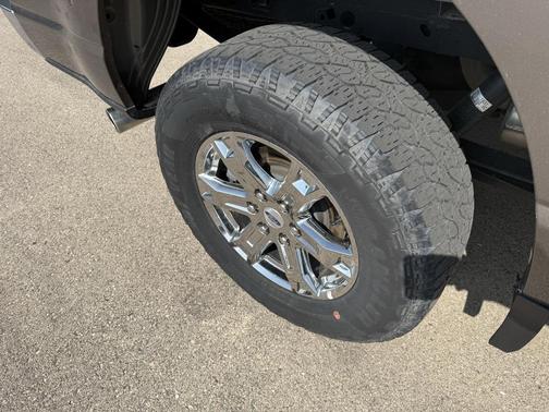 Stone Gray Metallic 2023 Ford F-150 Lariat