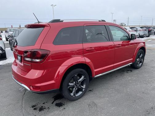 2018 Dodge Journey Crossroad