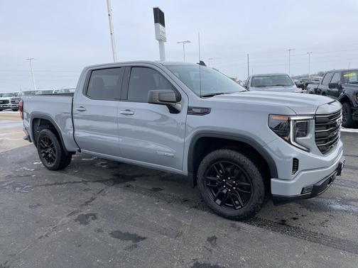 2024 GMC Sierra 1500 Elevation