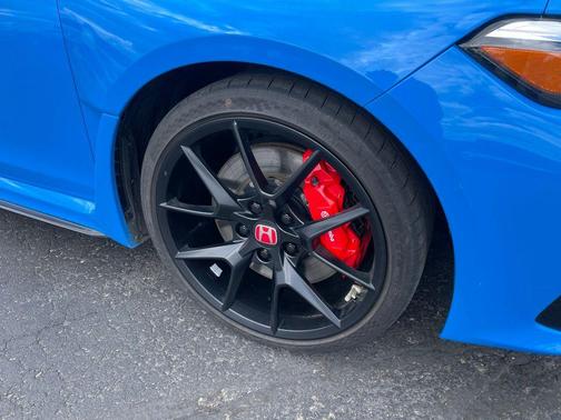Boost Blue Pearl 2024 Honda Civic Type R