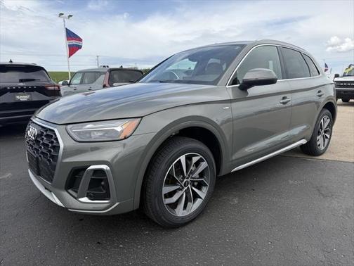 2023 Audi Q5 45 S line Premium Plus