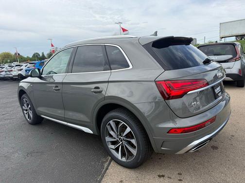 2023 Audi Q5 45 S line Premium Plus