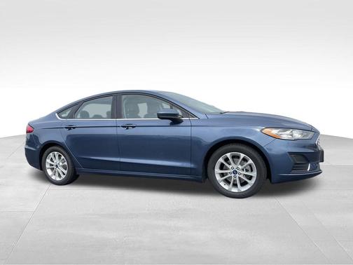 Blue Metallic 2019 Ford Fusion SE