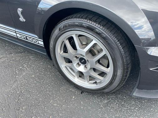 2008 Ford Shelby GT500 Base