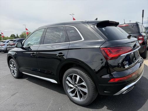 2023 Audi Q5 45 S line Premium Plus