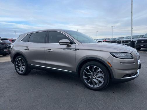 2021 Lincoln Nautilus Reserve