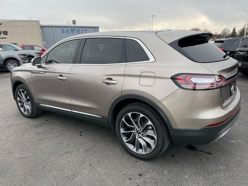 2021 Lincoln Nautilus Reserve