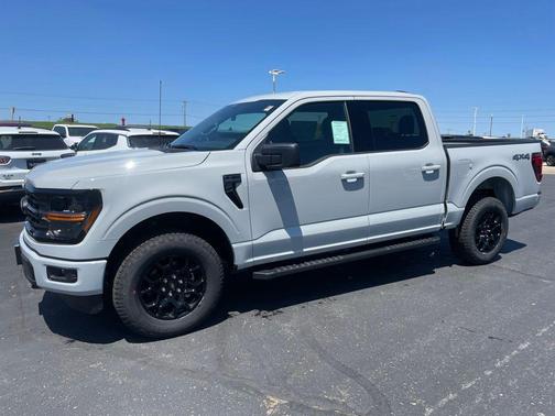 Avalanche 2026 Ford F-150 XLT