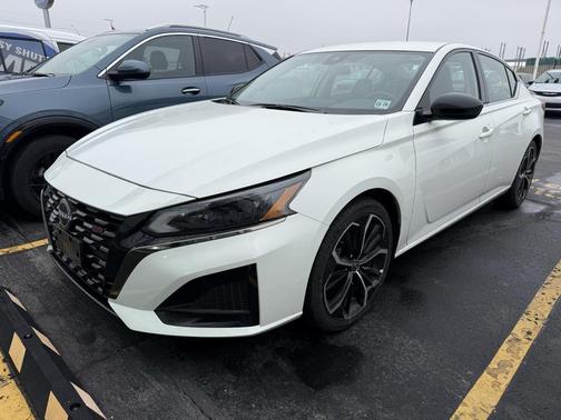 2024 Nissan Altima SR FWD