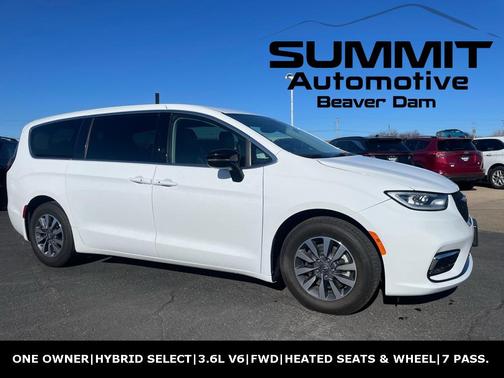 2024 Chrysler Pacifica Hybrid Select