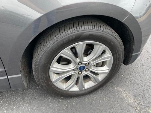 Magnetic Metallic 2020 Ford Edge Titanium