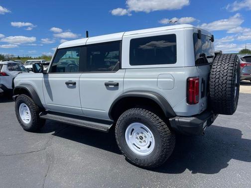 Avalanche Gray 2026 Ford Bronco Heritage Edition
