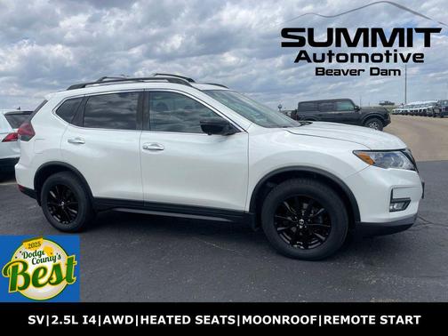 White 2018 Nissan Rogue SV