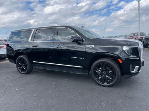 Onyx Black 2021 GMC Yukon XL Denali