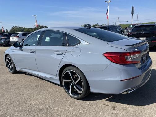 2022 Honda Accord Hybrid Base
