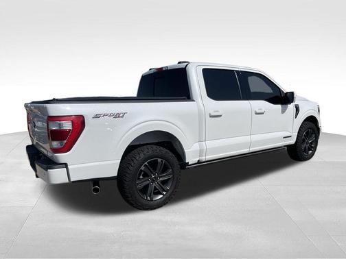 Star White Metallic Tri-Coat 2023 Ford F-150 Lariat