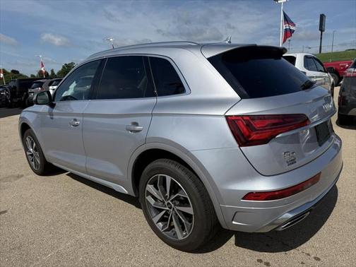 2023 Audi Q5 45 S line Premium Plus