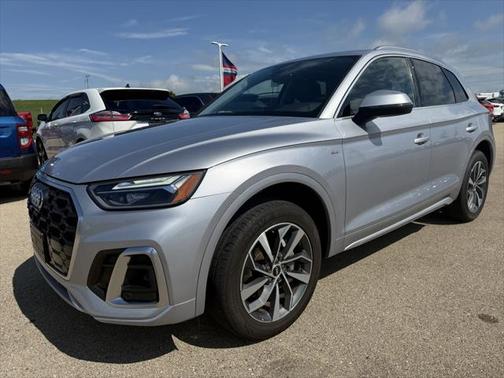 2023 Audi Q5 45 S line Premium Plus
