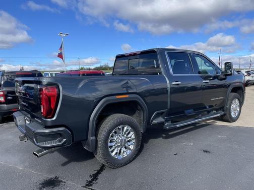 2022 GMC Sierra 2500 Denali