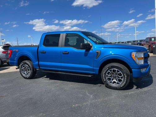 Velocity Blue Metallic 2021 Ford F-150 XL