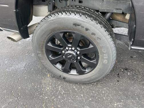 2023 RAM 2500 Laramie Crew Cab 4x4 6'4' Box