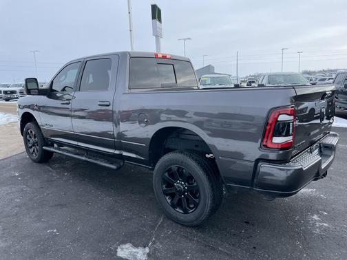 2023 RAM 2500 Laramie Crew Cab 4x4 6'4' Box