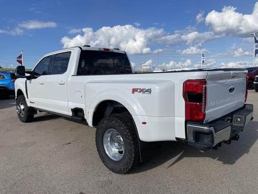 2024 Ford F-350 Lariat
