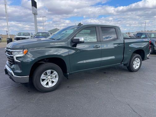 2025 Chevrolet Silverado 1500 LT