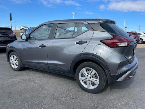 2023 Nissan Kicks S