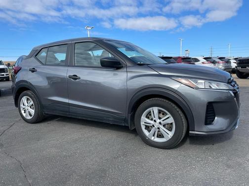 2023 Nissan Kicks S