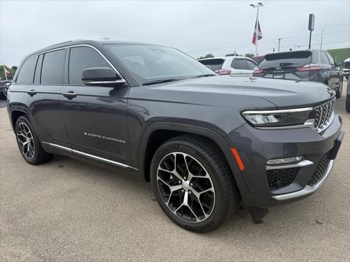 2022 Jeep Grand Cherokee Summit