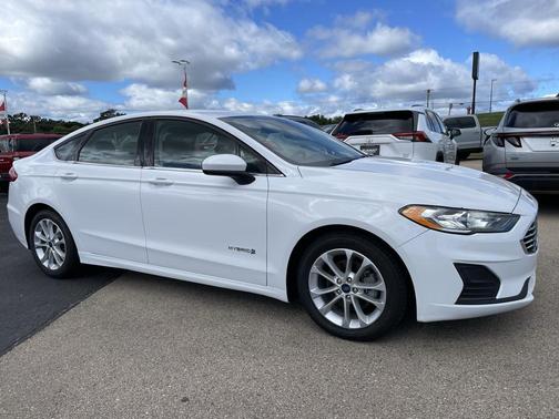 2019 Ford Fusion Hybrid SE