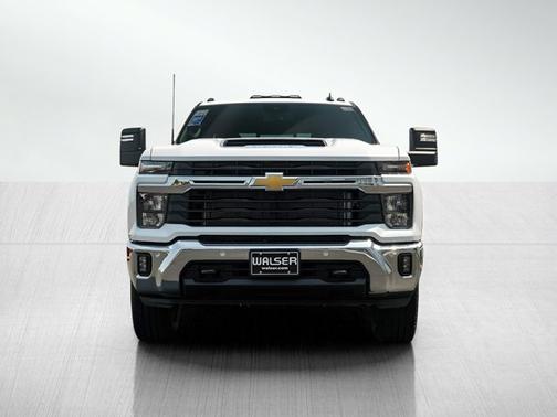 2025 Chevrolet Silverado 3500 LT