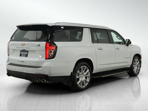 2023 Chevrolet Suburban High Country