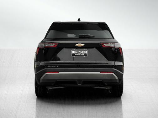 Mosaic Black Metallic 2026 Chevrolet Equinox 1LT