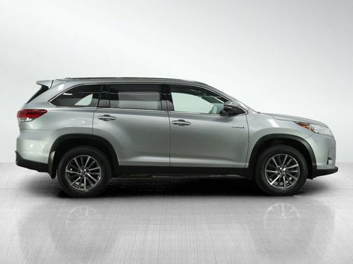 2019 Toyota Highlander Hybrid XLE