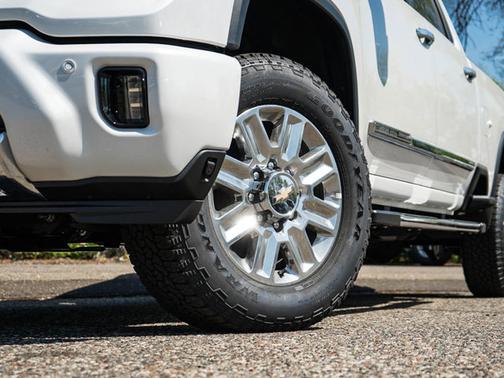 2025 Chevrolet Silverado 3500 High Country