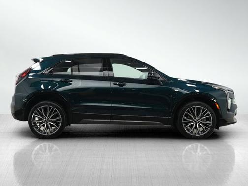 2024 Cadillac XT4 AWD Sport