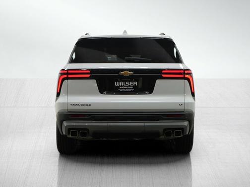 Summit White 2024 Chevrolet Traverse FWD LT