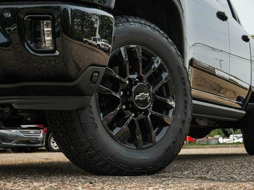 2025 Chevrolet Silverado 3500 High Country