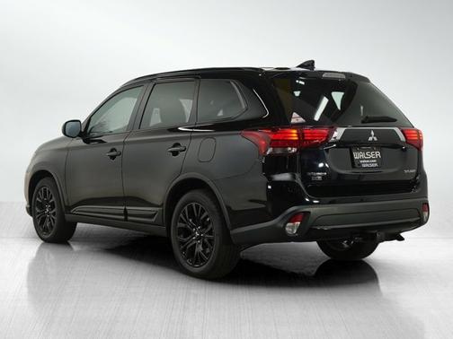 2018 Mitsubishi Outlander LE