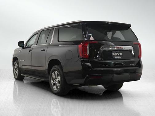 2023 GMC Yukon XL SLE