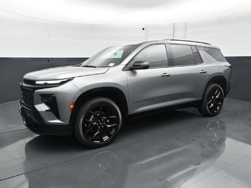 Sterling Gray Metallic 2025 Chevrolet Traverse AWD RS
