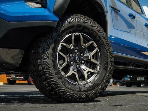 2025 Chevrolet Colorado 4WD ZR2