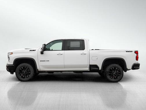 2025 Chevrolet Silverado 3500 LT